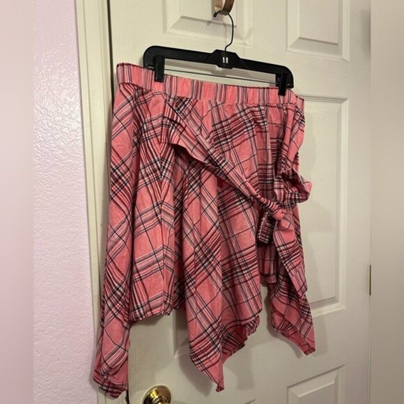 2x Never worn pink plaid skirt SHEIN Curve - Picture 1 of 2